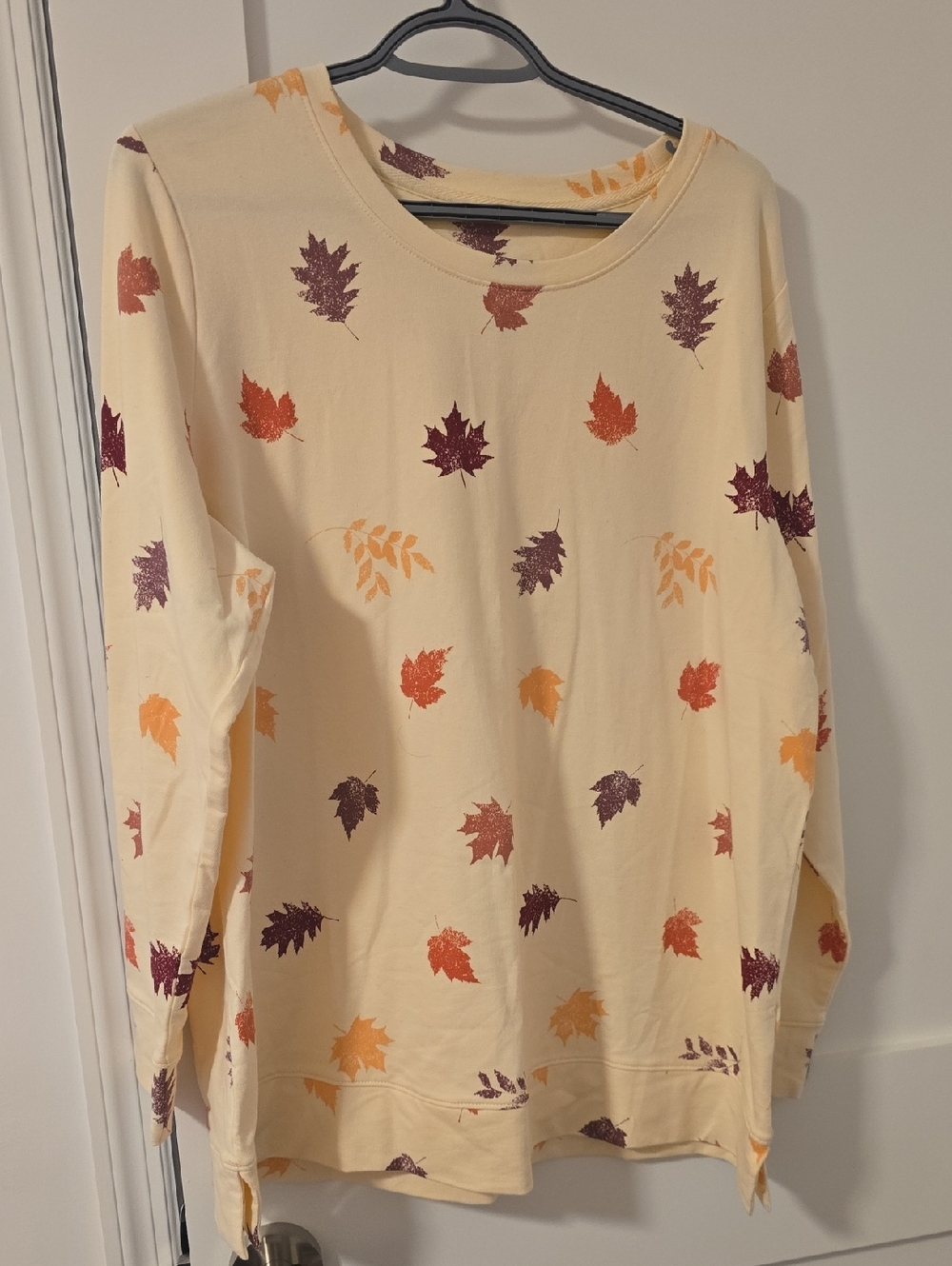 Denim And Company Cream  Long Sleeve Top with Autumn Leaf Print